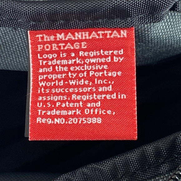 Manhattan Portage Urban Bag Gray Shoulder Crossbody Bag 9” x 10” x 2” NWT - Picture 13 of 14